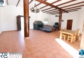 Chalet independiente con terreno en venta en la España, Gibraleón, ref: TR412767 foto