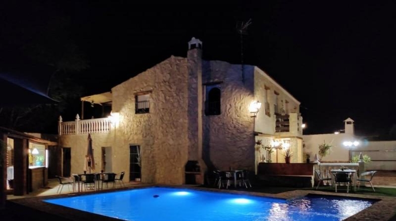 Córdoba - Cabra - 715m2