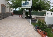 Chalet independiente con terreno en venta en la España, Jaén, ref: TR400579 foto