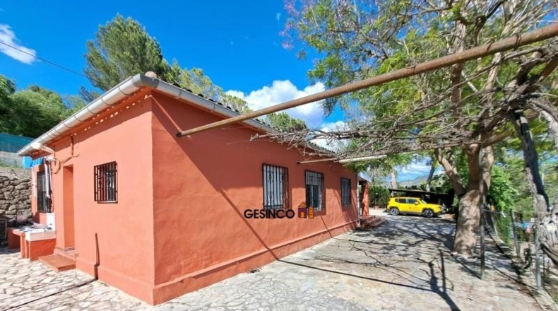 València - Xàtiva - 893m2