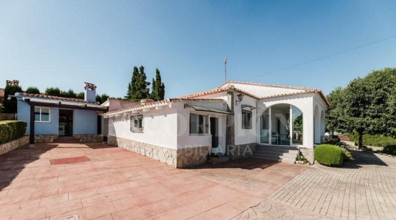 Valencia - Godelleta - 1650m2