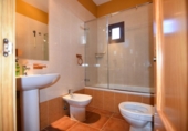 Casa de pueblo en venta en la España, El Castillo de las Guardas, ref: TR379323 foto