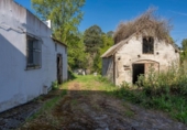 Chalet independiente con terreno en venta en la España, Sada, ref: TR404430 foto