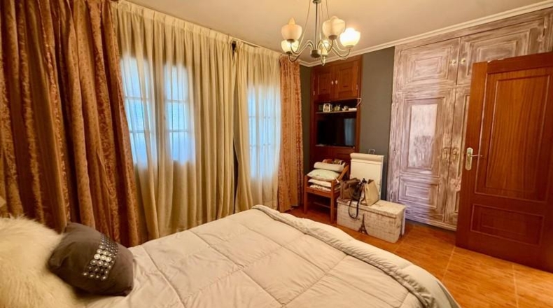 Orense - Carballino - 285m2