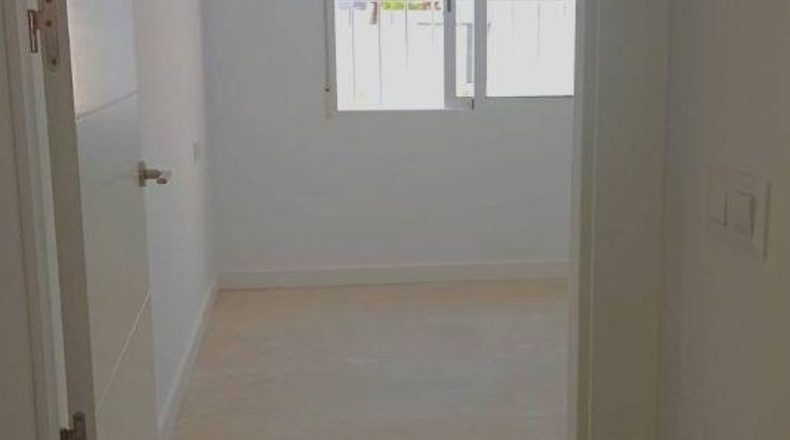 Alicante - Пилар-де-ла-Орадада - 65m2