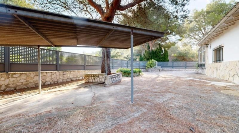 Valencia - Simat de la Valldigna - 1300m2