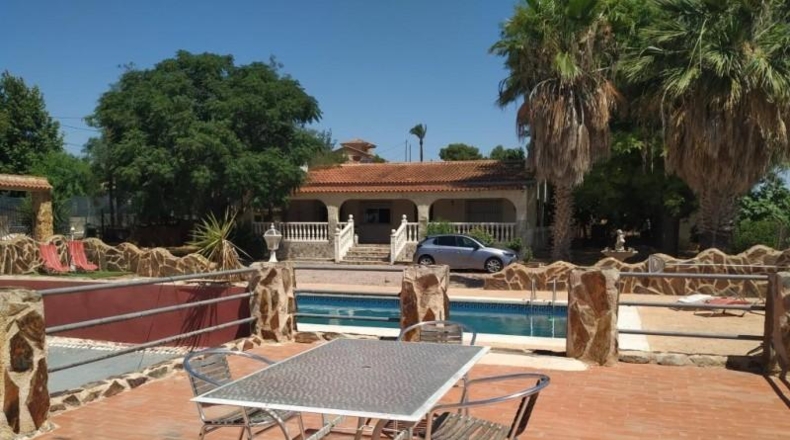 Murcia - Santomera - 2800m2