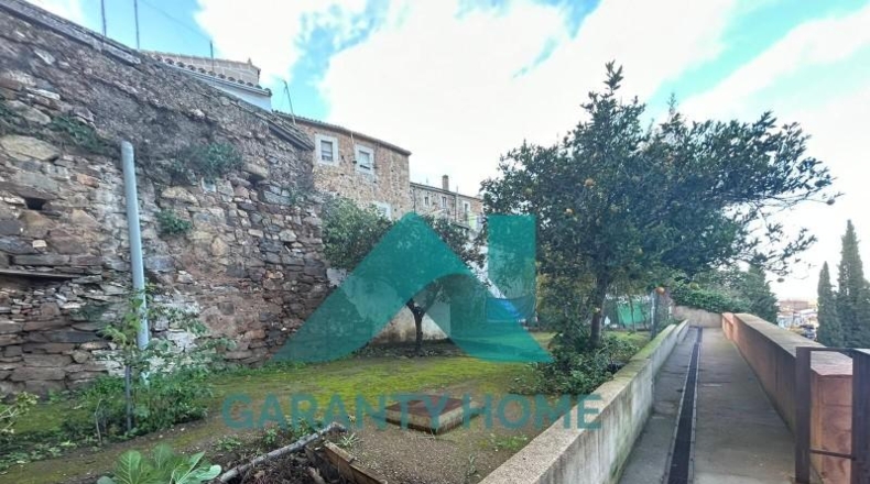 Tarragona - Caseres - 320m2