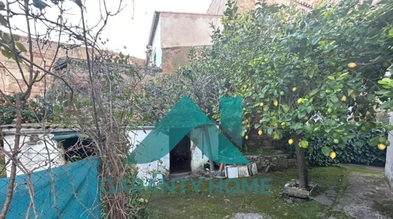 Tarragona - Caseres - 320m2