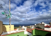 Chalet independiente con terreno en venta en la España, Icod de los Vinos, ref: TR371804 foto