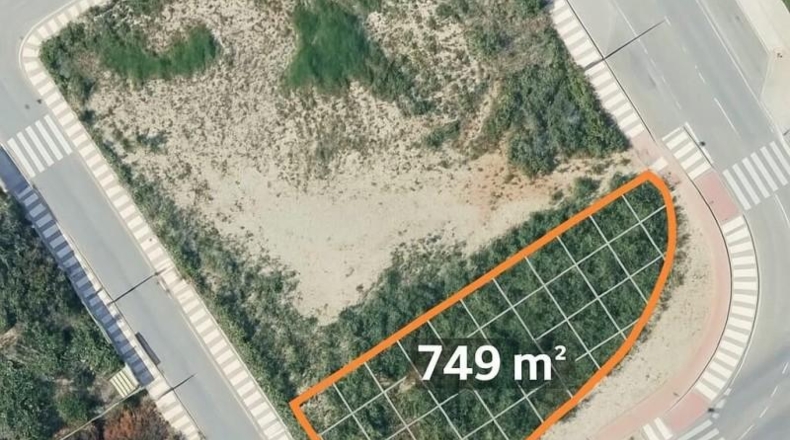 Valencia - Daimús - 749m2