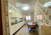Дом с участком на продажу в городе Sant Guim de Freixenet Фото