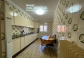 Дом с участком на продажу в городе Sant Guim de Freixenet Фото