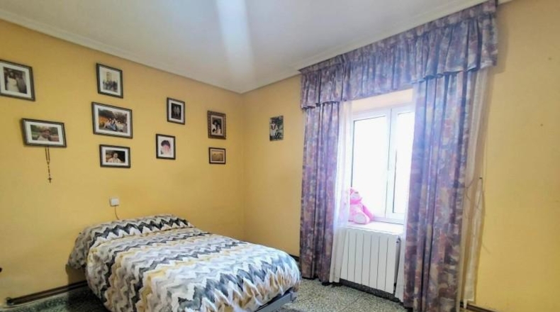 Cantabria - Santa María de Cayón - 303m2