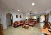 Chalet independiente con terreno en venta en la España, Albatera, ref: TR326023 foto