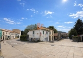 Casa de pueblo en venta en la España, Santiago de Compostela, ref: TR395027 foto