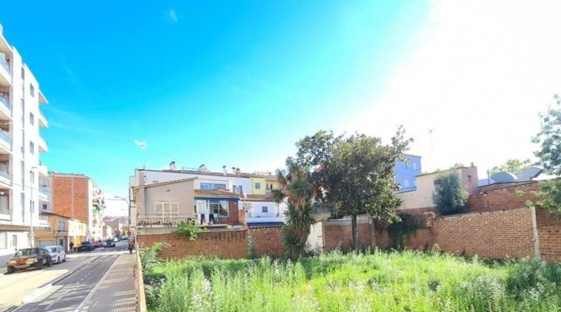 Gerona - Salt - 1328m2