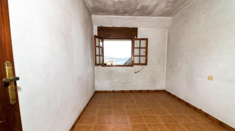 Pontevedra - Cardiña - 2430m2