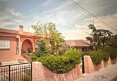 Chalet independiente con terreno en venta en la España, Chiva, ref: TR162354 foto