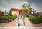 Chalet independiente con terreno en venta en la España, Chiva, ref: TR162354 foto