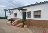 Casa de camp amb terreny en venda a la España, La Carlota, ref.: TR146318 foto