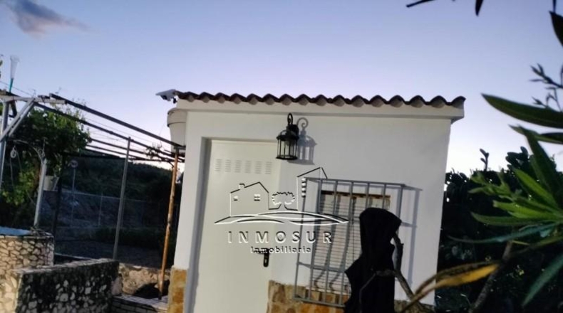 Córdoba - Lucena - 800m2