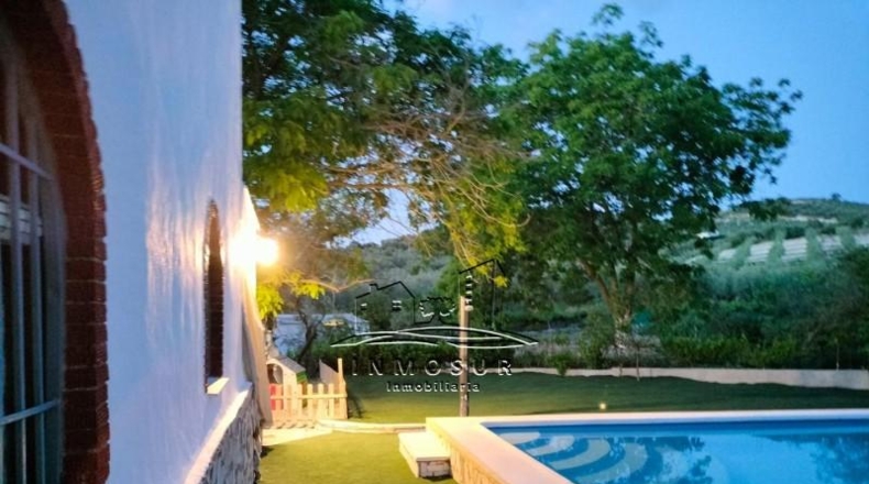 Córdoba - Lucena - 800m2