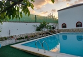 Chalet independiente con terreno en venta en la España, Lucena, ref: TR411942 foto