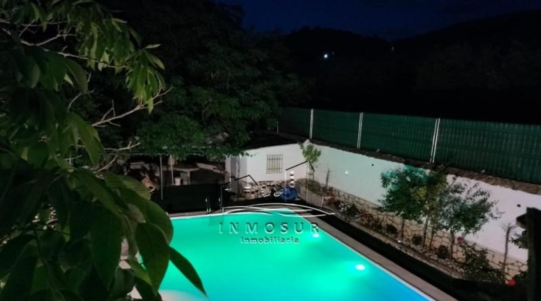 Córdoba - Lucena - 800m2