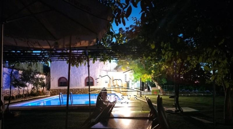 Córdoba - Lucena - 800m2