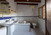 Chalet independiente con terreno en venta en la España, Bunyola, ref: TR410311 foto