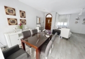 Отдельно стоящий дом с участком на продажу в городе Lucena Фото