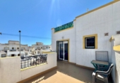 Дом с участком на продажу в городе Orihuela Фото