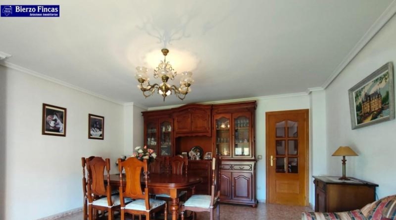 León - Ponferrada - 10000m2
