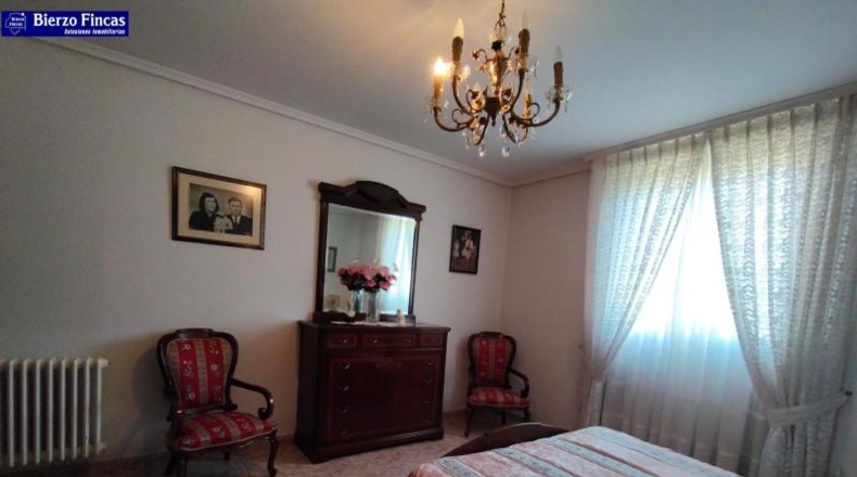 León - Ponferrada - 10000m2