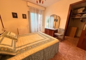 Chalet independiente con terreno en venta en la España, Zaragoza, ref: TR378179 foto