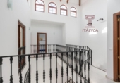 Дом с участком на продажу в городе Aznalcázar Фото