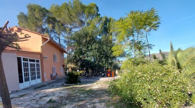 Valencia - Xàtiva - 3931m2