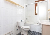 Chalet independiente con terreno en venta en la España, Dosrius, ref: TR365484 foto