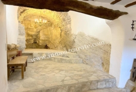 Azcona 640&nbsp;м²