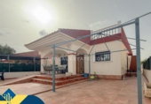 Chalet independiente con terreno en venta en la España, Torrevieja, ref: TR364952 foto