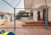 Chalet independiente con terreno en venta en la España, Torrevieja, ref: TR364952 foto