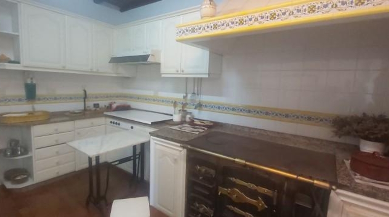 La Coruña - O Barral - 2300m2