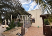 Chalet independiente con terreno en venta en la España, Ontinyent, ref: TR411396 foto