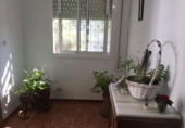 Отдельно стоящий дом с участком на продажу в городе Кордова Фото