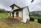 Chalet independiente con terreno en venta en la España, Villaviciosa, ref: TR401725 foto