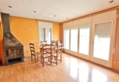 Casa de pueblo en venta en la España, Olot, ref: TR367367 foto