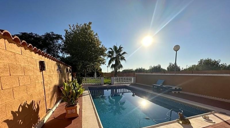 Badajoz - Mérida - 3000m2