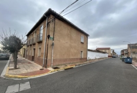 Ribaforada 800&nbsp;м²