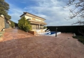 Chalet independiente con terreno en venta en la España, Lucena, ref: TR397985 foto